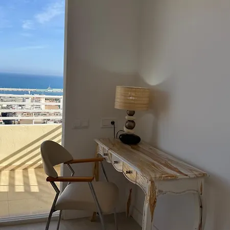 Riscal 19 By United Renters Apartment *