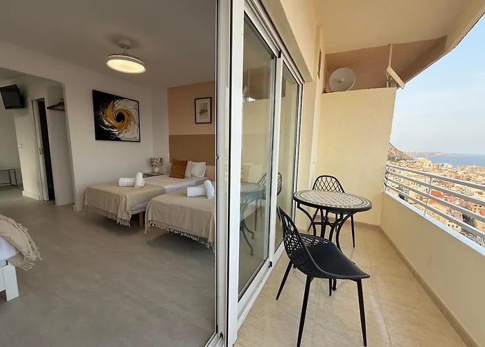 Riscal 19 By United Renters Apartamento *